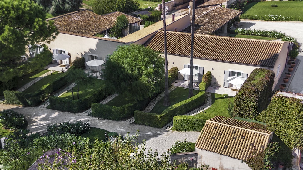 Donna Coraly Country Boutique Hotel photo 4