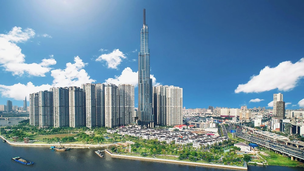 Apartment Landmark 81 by Urban Home