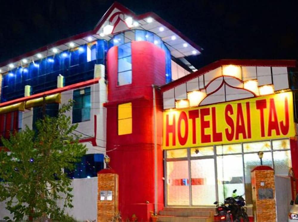 Hotel sai taj Deluxe