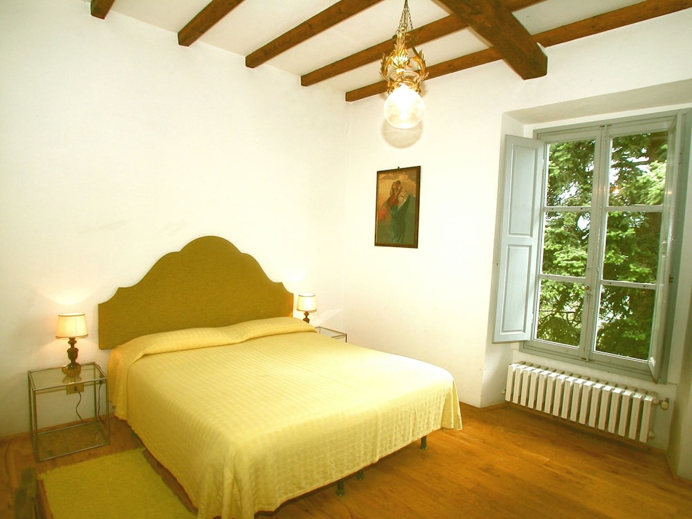 Photo 38
