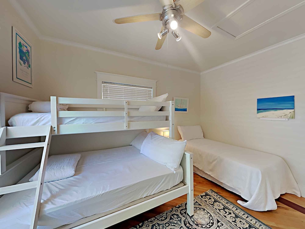 Aloha Sandy Bay by Southern Vacation Rentals view 5