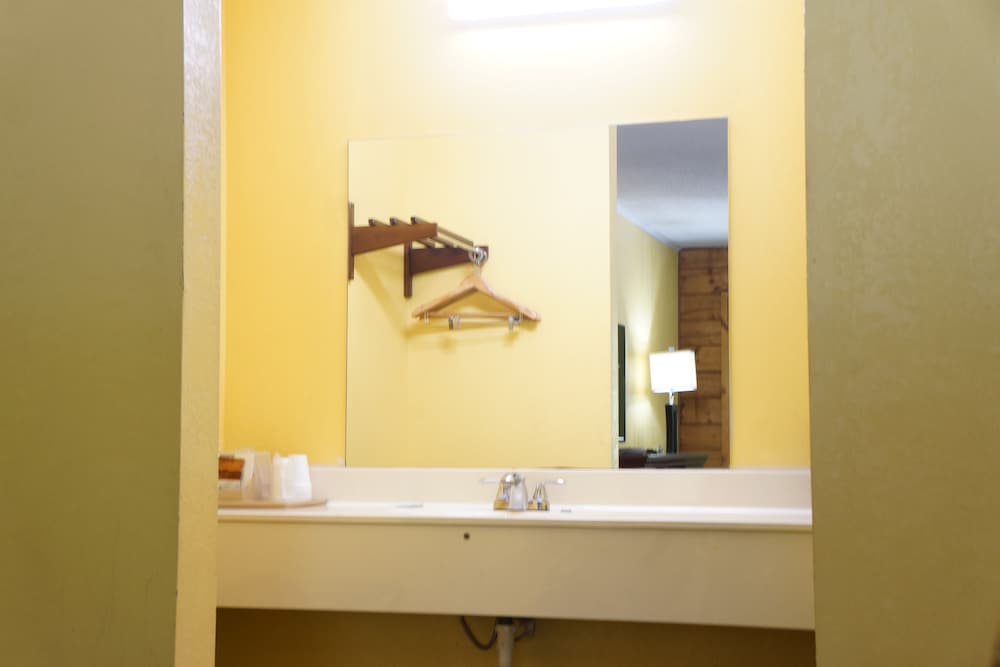 American Inn Motel by Capital O Camden AL