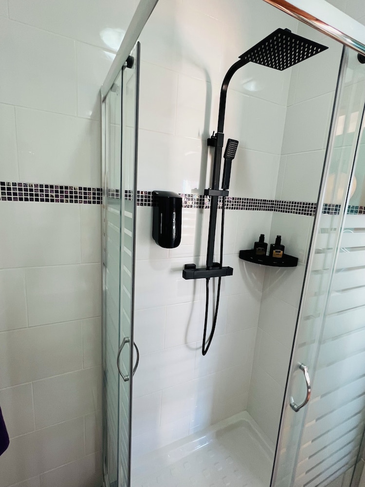 Villa El Dorado B&B and Wellness