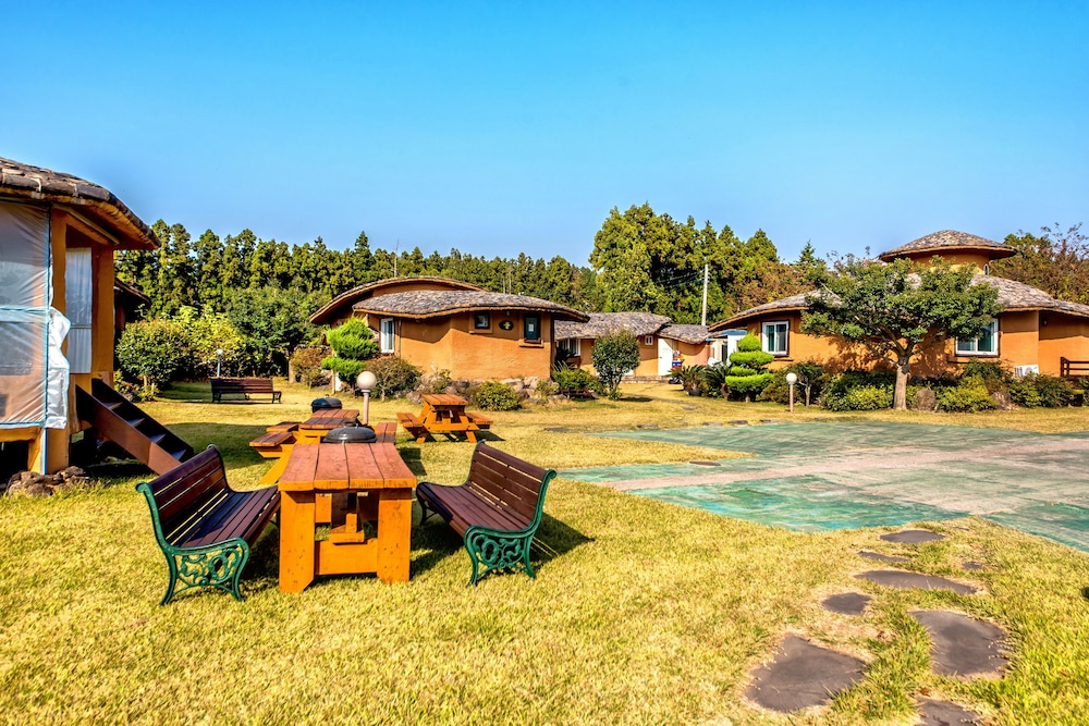 Angkurie Pension