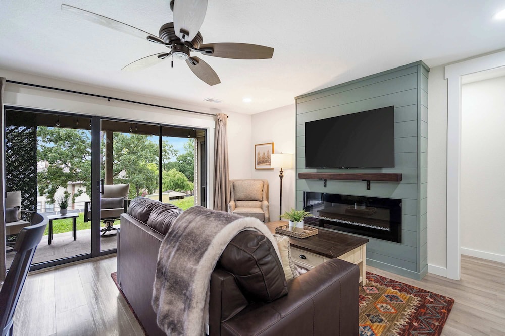 Leisure Nest Escape For 7