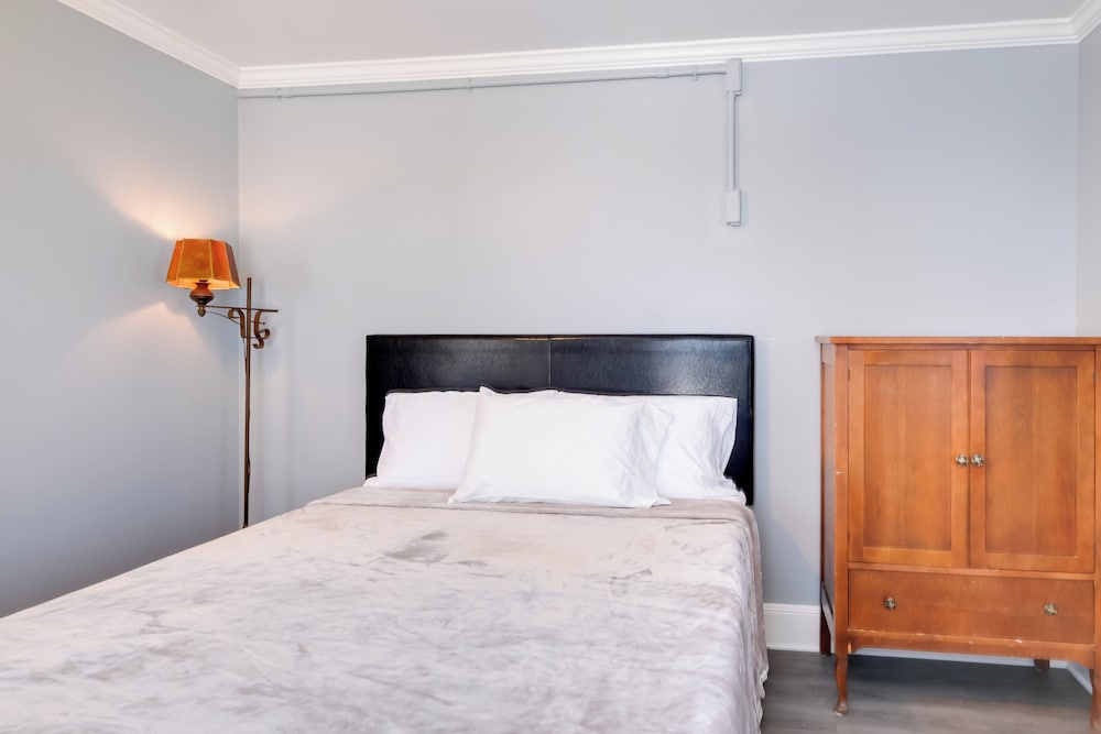 Gastropub On-site: Loudoun Wine Country Apartment