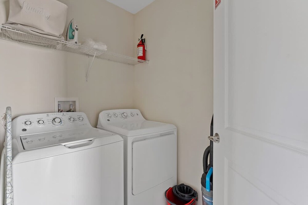 No Stairs 2BR Apartment at Champions Gate