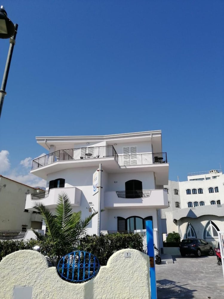 Hotel Tirreno