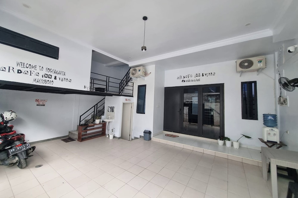 Ardafa Inn & Villa