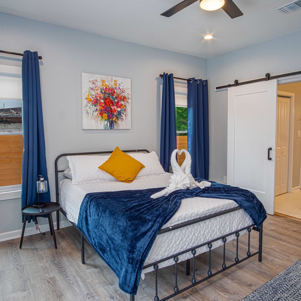 Trendy Historical Home Near Downtown Attractions