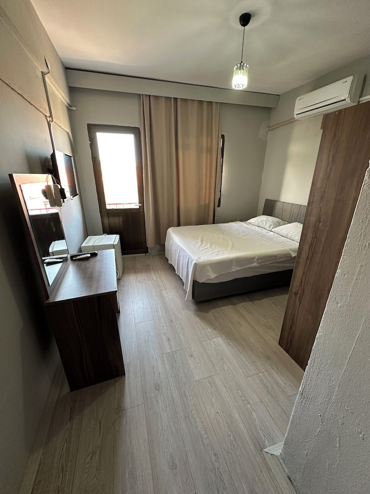 Viyana Otel