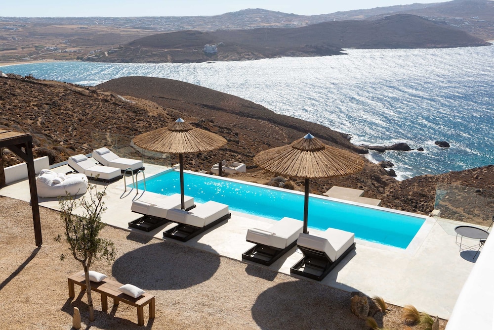 Amaze Mykonos Luxury Seaview Retreat