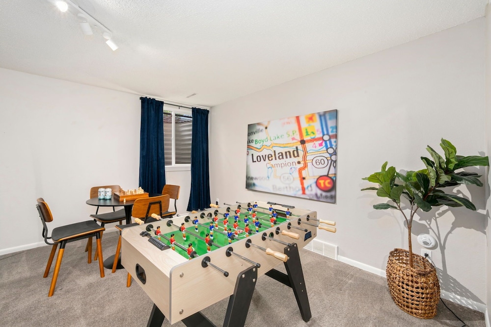 The Foundry Escape - Hot Tub, Bikes & Game Room