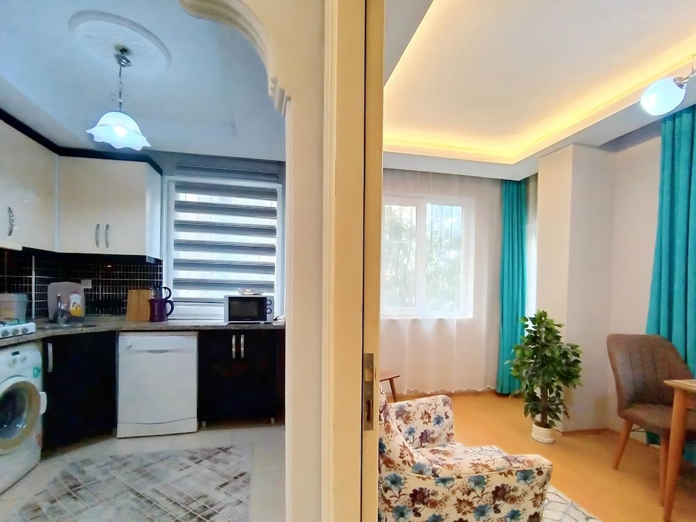 Cozy Flat Near Shopping Malls in Kepez Antalya