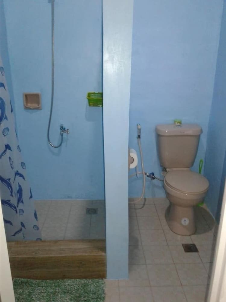Chelle's Guest House and Backpackers - Hostel