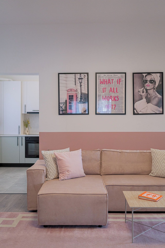 Contemporary 3-Bedroom Lofts - Modern Touches Meet Classic Elegance by Calea Victoriei