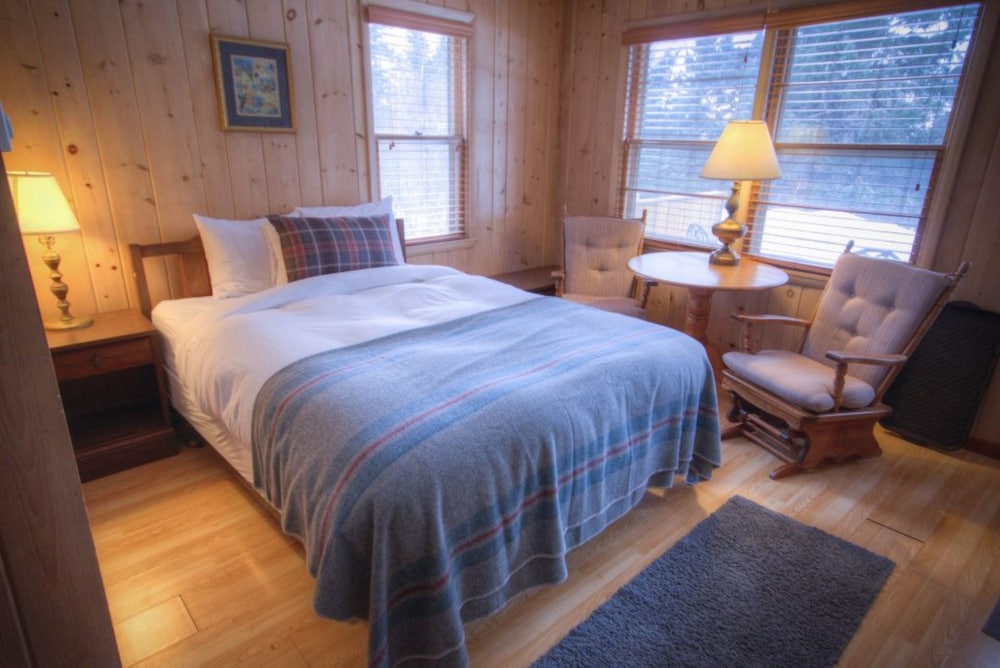 Cascade Lodge