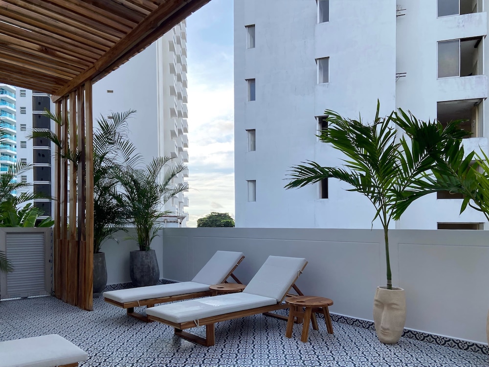 w Grandiose Loft w Beautiful Terrace in CTG