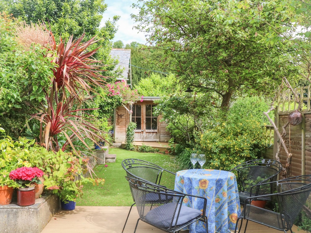 Mayflower, 9 Coronation Road