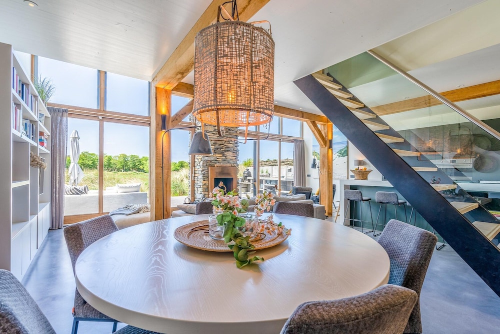 Luxurious and Sustainable 6-person Holiday Villa
