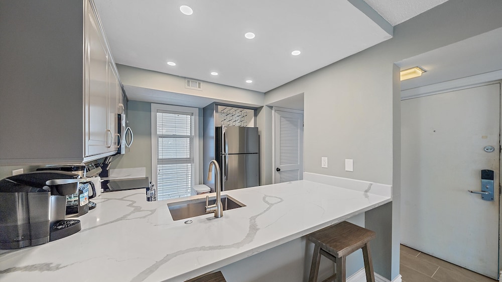 Beach Haven 2 Bedroom Condo