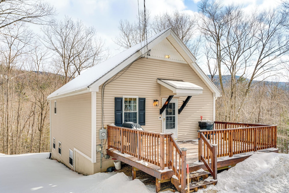 Ski, Hike & More: White Mountains Family Home