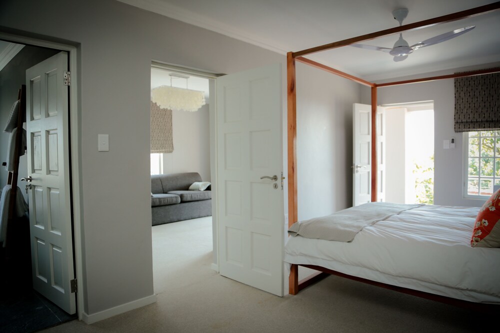 Mogi Boutique Hotel