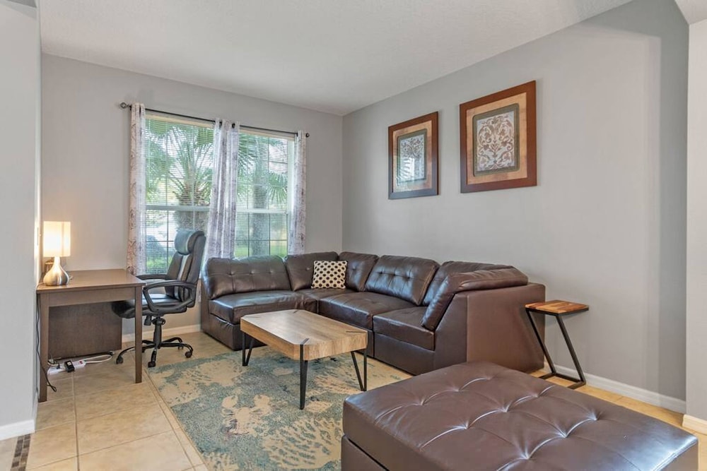 Welcome Home Perfect for Business Travel and Snow Birds
