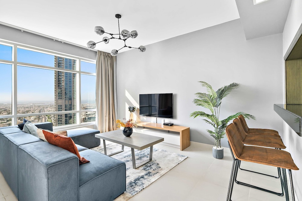 Silkhaus High Floor With New Furniture Balcony