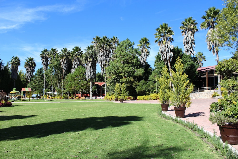 Vista Real Villas