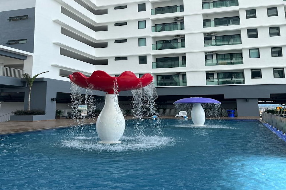 Vista Bangi Serviced Apartments by The River