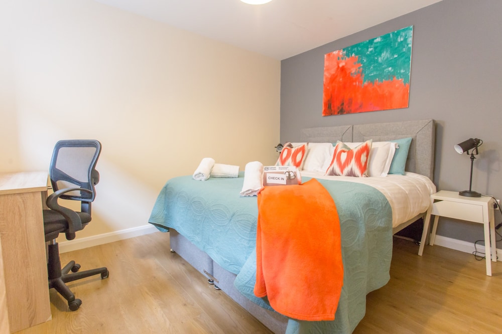 Oxford Vacations - Razia Apartments - Property Image 108