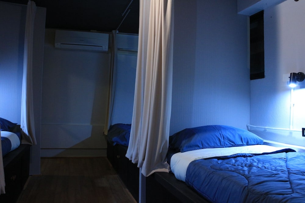 See Hostel