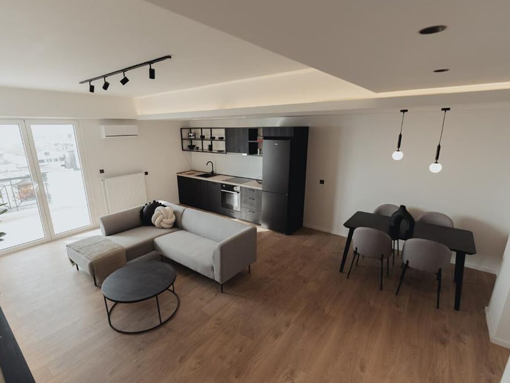 1 Bedroom Apartment With Balcony and sea View view 3