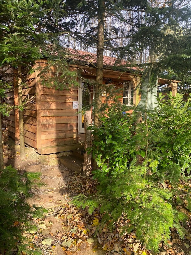 Hayne Barn Estate - Private Estate : 6 Eco Lodges - 1 Studio