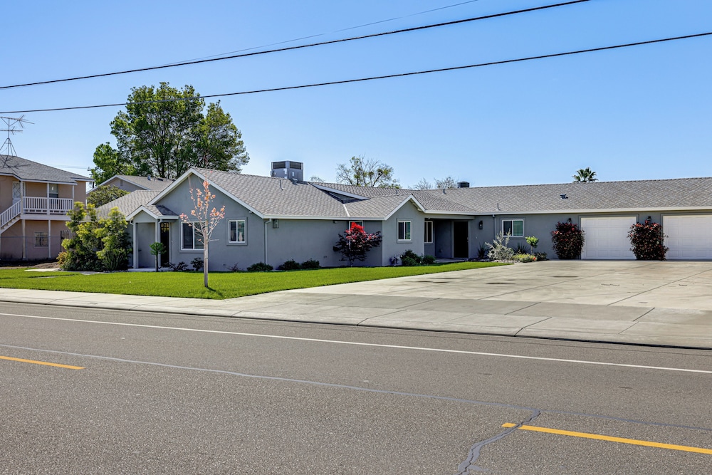 Quaint Hughson Vacation Rental, Walk to Downtown! - Property Image 15