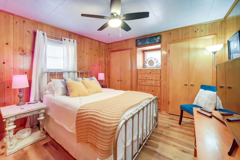 Payson Vacations - Payson Vacation Rental Cabin w/ Grill  Fire Pit! - Property Image 3