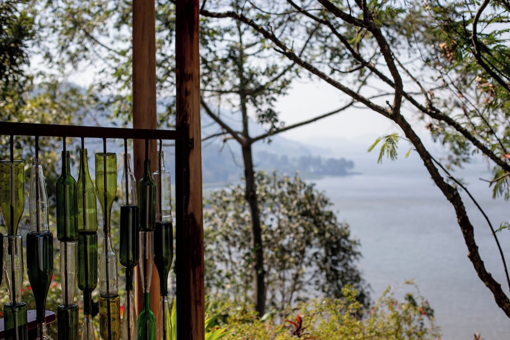 Chameleon Hill Forest Lodge