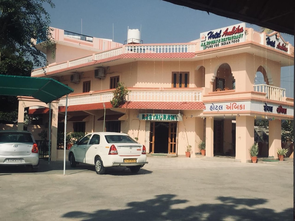 Hotel Ambika