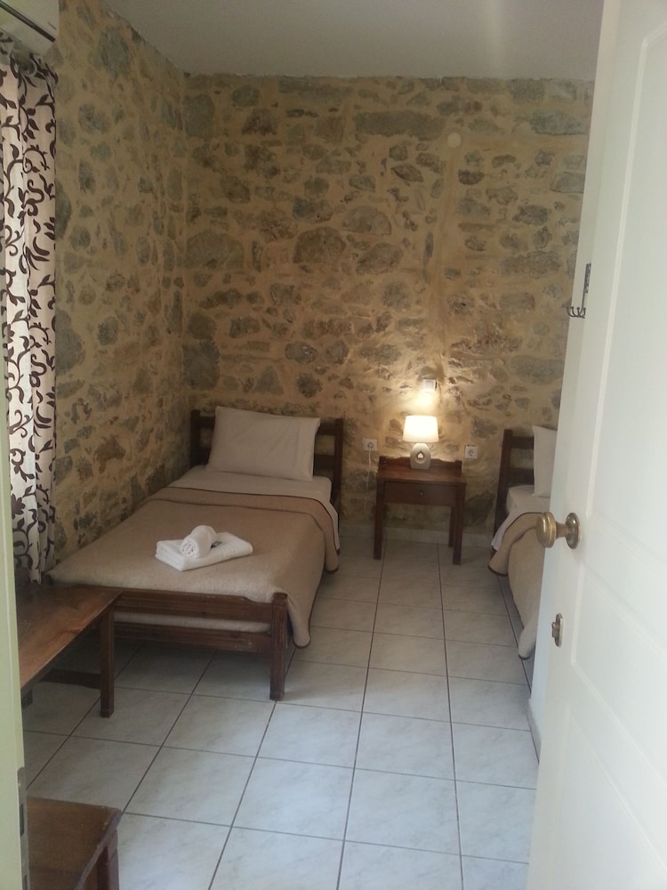 Photo 41