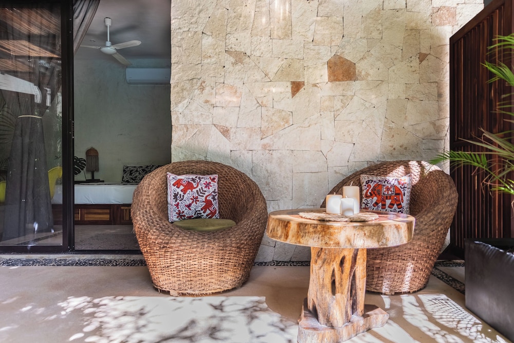 TRECE LUNAS TULUM