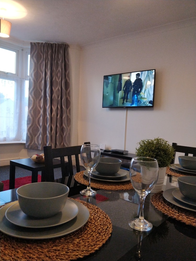 Ashburnham Apartment
