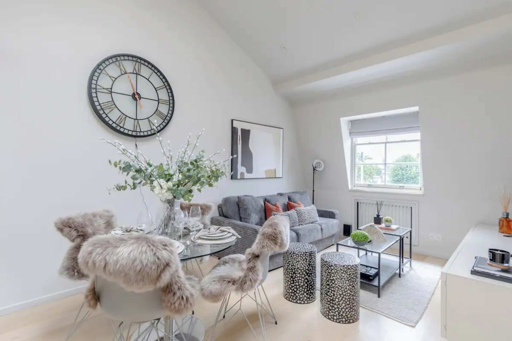 Stylish 1BD Flat 5 Mins to Harrods- Knightsbridge