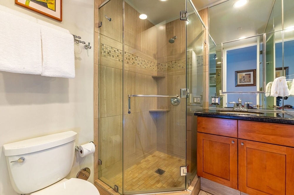 Hale Kai by Coldwell Banker Island Vacations
