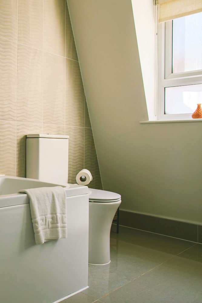 Accomodo London South Kensington - Elegant 3 Bedroom Apartments near Museums