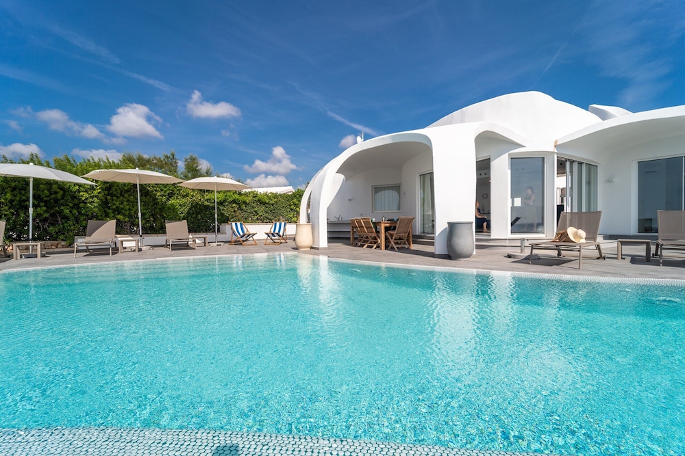 Villa Gaudina - Villa With Private Pool. Free Wifi
