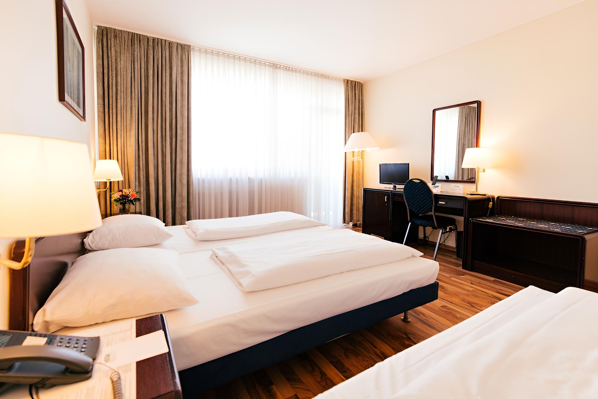 Hotel Excelsior - Property Image 11
