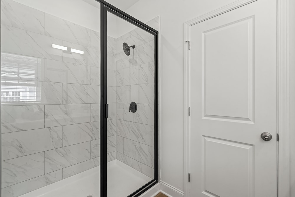 Luxe 3BR Townhouse Mins to Uptown CLT
