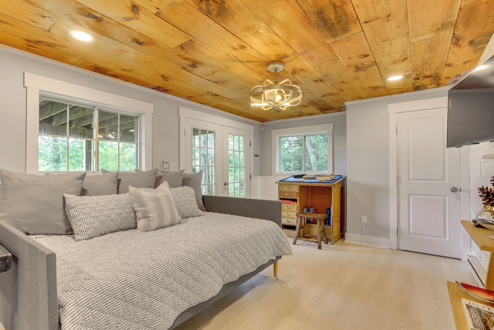 Lovely Country Retreat, 4 Mi to Dtwn Narrowsburg! view 5