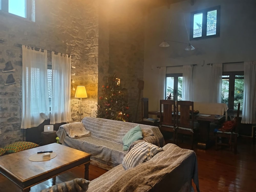 Vitina Number 5 House